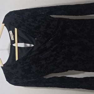 Elegant Black V-Neck Long Sleeve Cocktail Dress